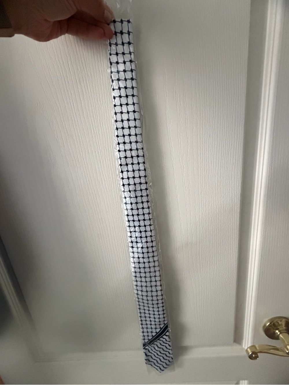 Kuffiah tie mens size